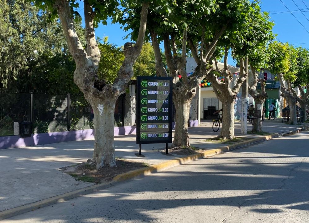 Nuevo tótem LED Outdoor instalado en Marcos Paz