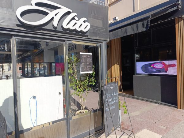 Mar del Plata, Buenos Aires. Pantalla Outdoor 1,60 x 0,48 mts  P5