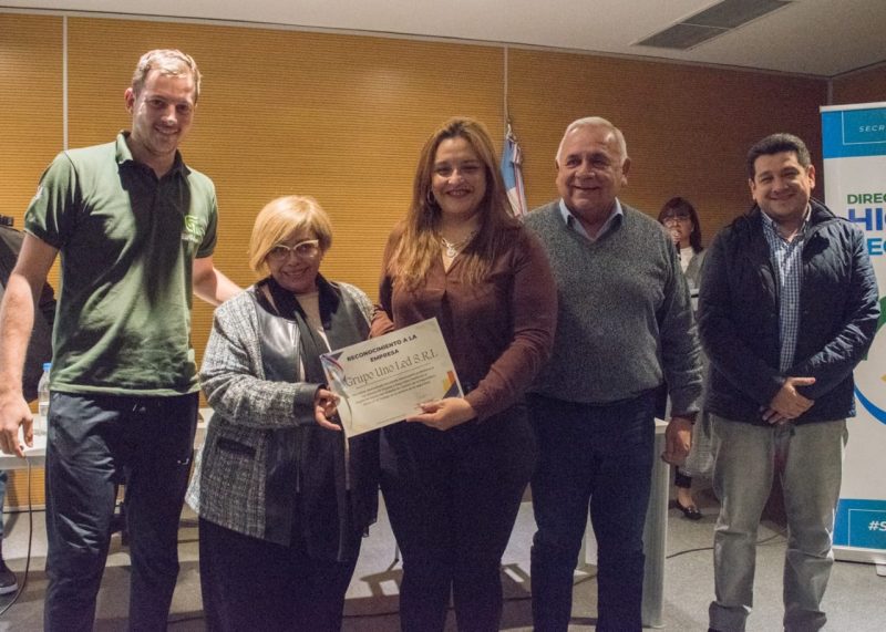 Reconocimiento Especial para Grupo Uno LED